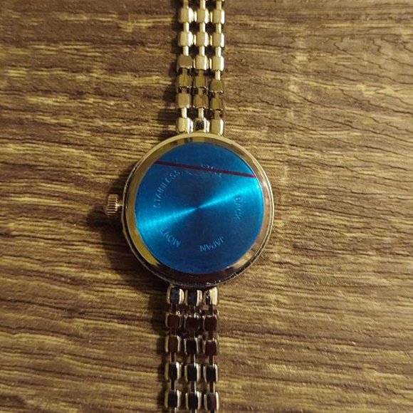 Crystal Watch - Picture 3 of 6